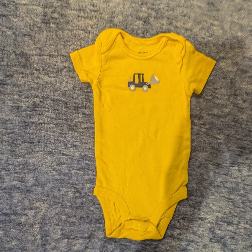 Carter's 6M Yellow and Gray Baby Outfit Set